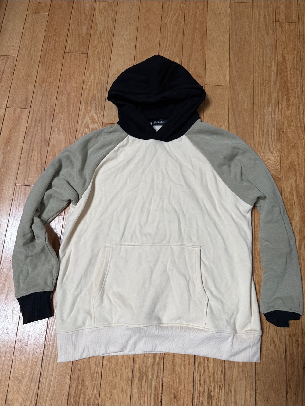 Colorblock Hooded Pullover in Cream, Olive & Black